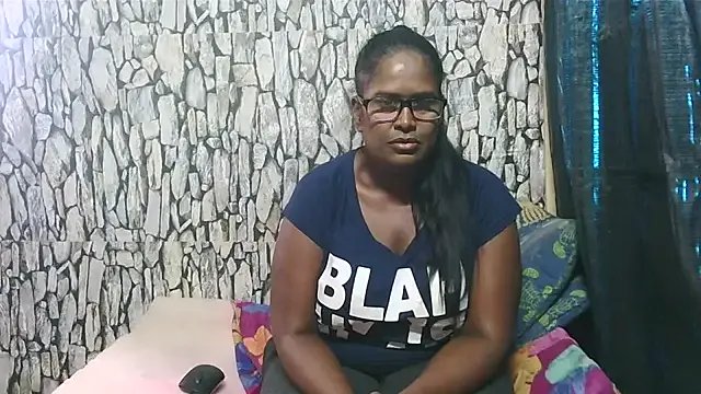 Exotic_indian95 on StripChat