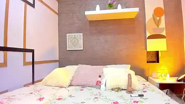 FernandaRousse on StripChat