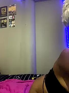 Freaky-E — Birth month