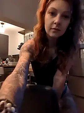 FreyaFucksFans on StripChat
