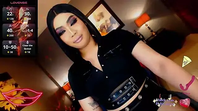 FridaHumphrey on StripChat