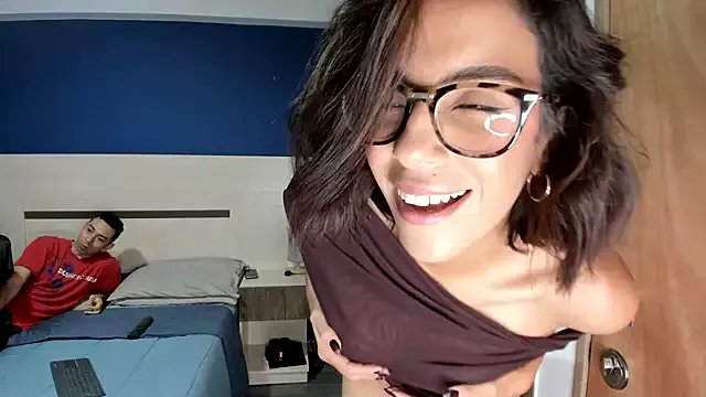 funcouple1985 on StripChat