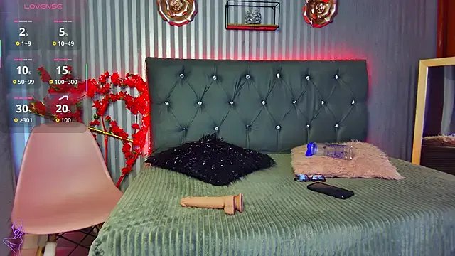 geminis_milf on StripChat