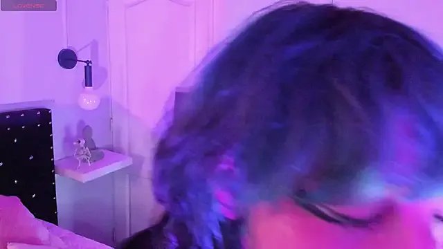 Ghosty_Doll on StripChat