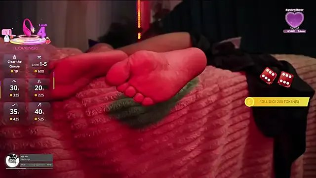 GoddessCaramelToez on StripChat 