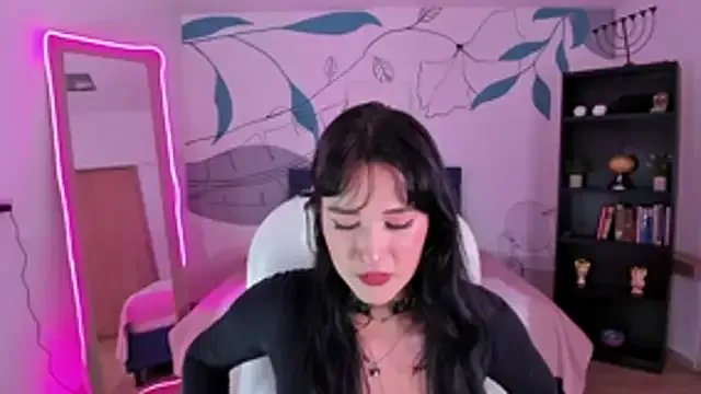 Goth_Alice on StripChat