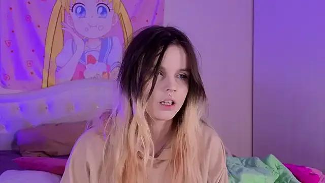 HanaMitsuri on StripChat 