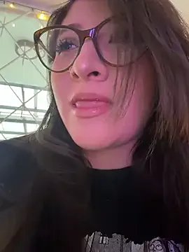 hannaasweet — saliva in tits