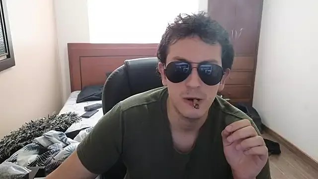 hardaftercum on StripChat