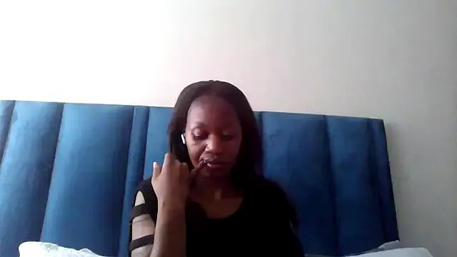 Hardnipples8 on StripChat