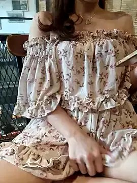 HinaLovely on StripChat