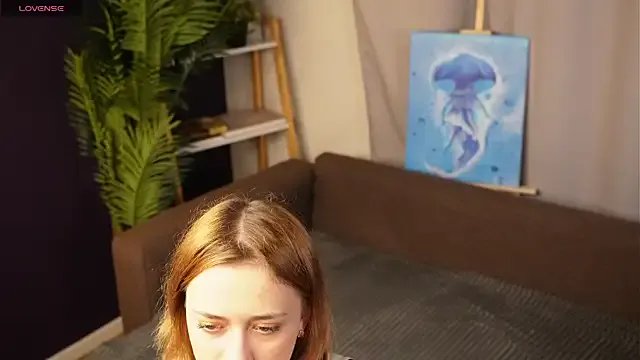 HollieCollelo on StripChat 