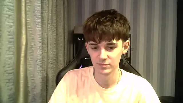 Hoot_Dude_ on StripChat 