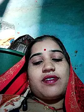 Hot_kamla on StripChat