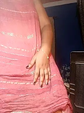 HotAishaa on StripChat