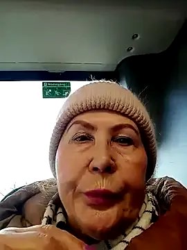 Hottie-Mom on StripChat 