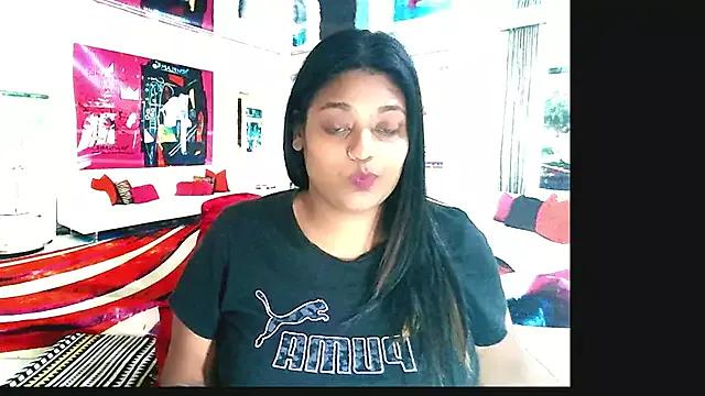 IndianYummy on StripChat 