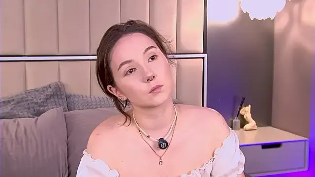 IreneRaye on StripChat