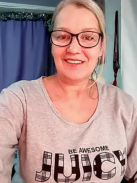 irinamaux on StripChat