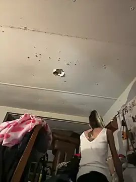 ittybittymeryssa on StripChat 