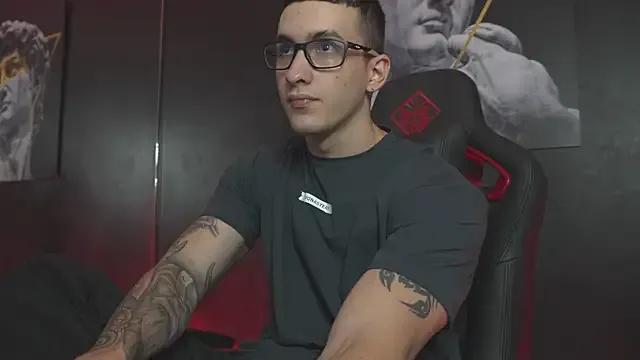 JacksonOlsenn — shirt off