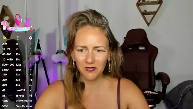 jasminedaze888 on StripChat