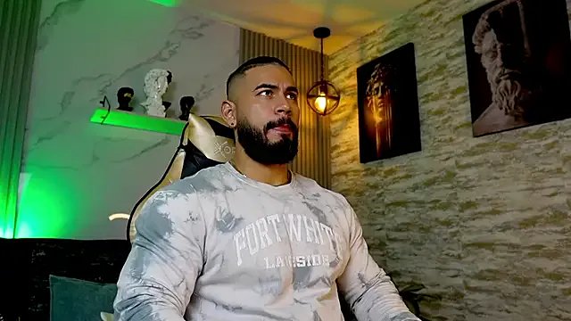 jaxon_colton on StripChat