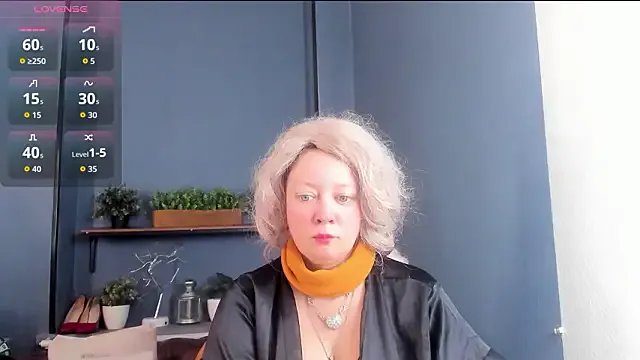 JessicaFoxie — play with-my big breast