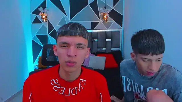 Juan_Nd_Steven — French kiss