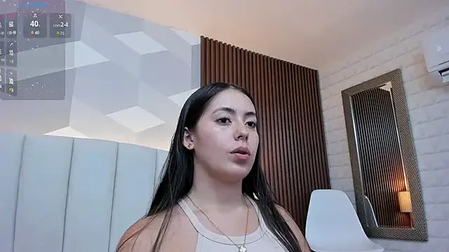 Julietasantos__ on StripChat