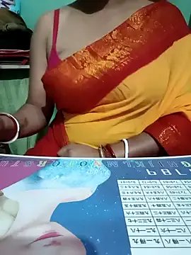 Kajal-585 on StripChat