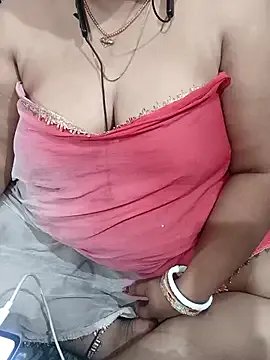 Kajal-585 on StripChat