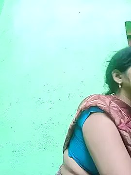 Karishma_cute on StripChat