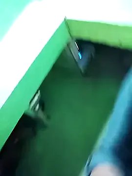 Karishma_cute on StripChat