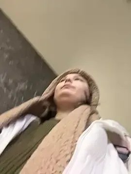 KateBurlesk — Spanking tits