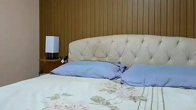 Kellynha_Sweet on StripChat 