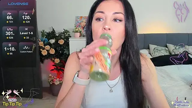 KerryCandy_Girl on StripChat 