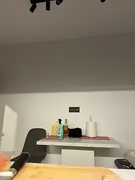 KimArts on StripChat