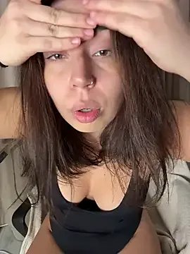 KimArts on StripChat