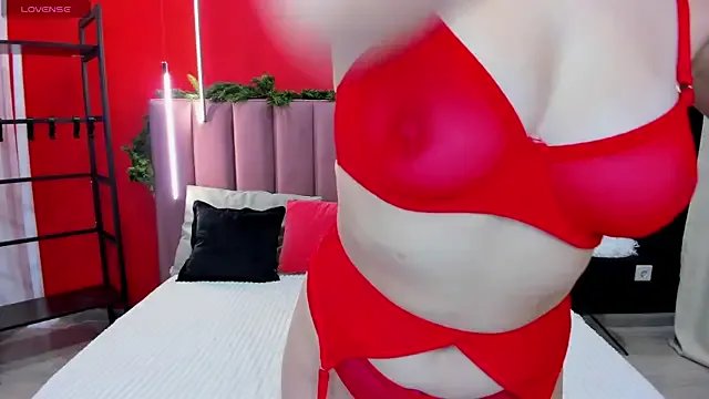 KimAsiann on StripChat