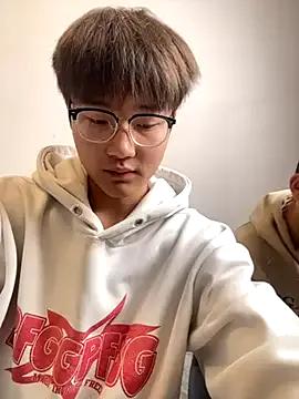 KK-cuteboy on StripChat 