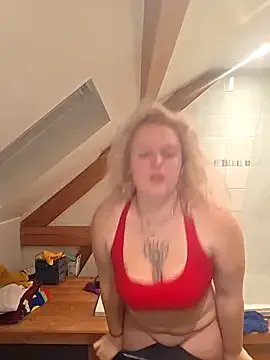 ladychat69 on StripChat