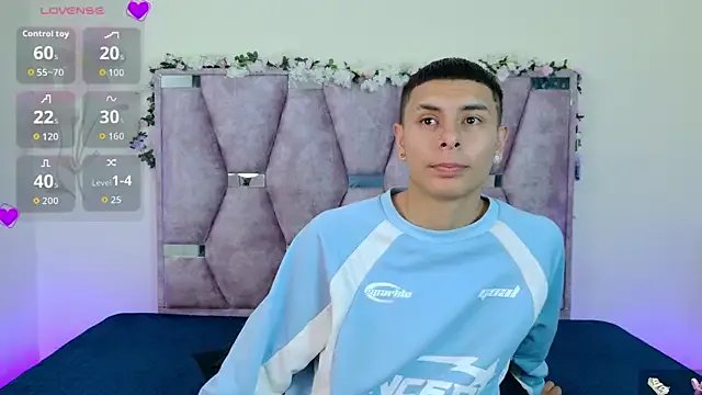 lana_and_liam_ on StripChat 