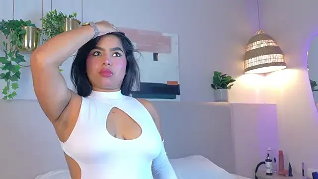 LanaRozz on StripChat