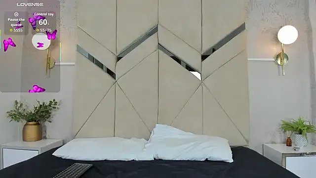 LiaVelez on StripChat