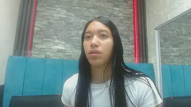 Lil_Rose2006 on StripChat 