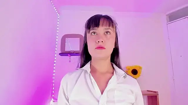 LilaRvsh — TOPLESS & PINCH NIPPLES