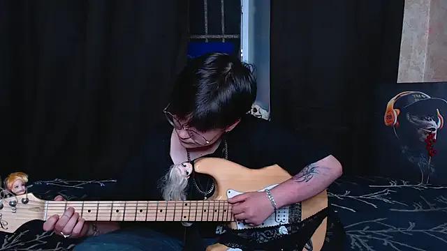 litle_owl on StripChat 