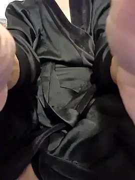 lucamila2903 on StripChat