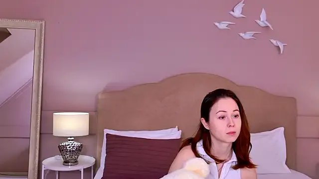 LucyHariss on StripChat